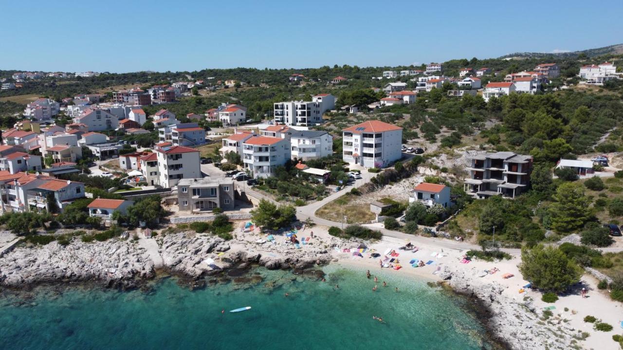 Beach House Paradiso Rogoznica  Extérieur photo